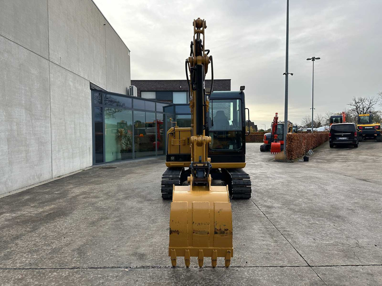 CATERPILLAR - 2017 - 305.5E2 - MIDI EXCAVATOR - Kotrógép: 2 kép. CATERPILLAR - 2017 - 305.5E2 - MIDI EXCAVATOR - Kotrógép: 2 kép.