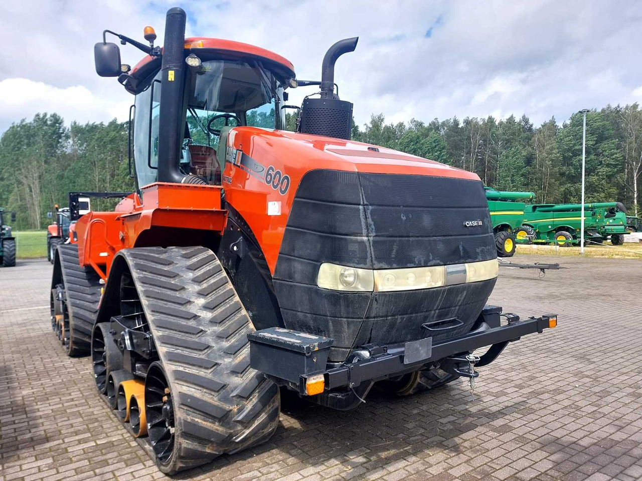 Case Quadtrac 600 - Lánctalpas traktor: 4 kép. Case Quadtrac 600 - Lánctalpas traktor: 4 kép.