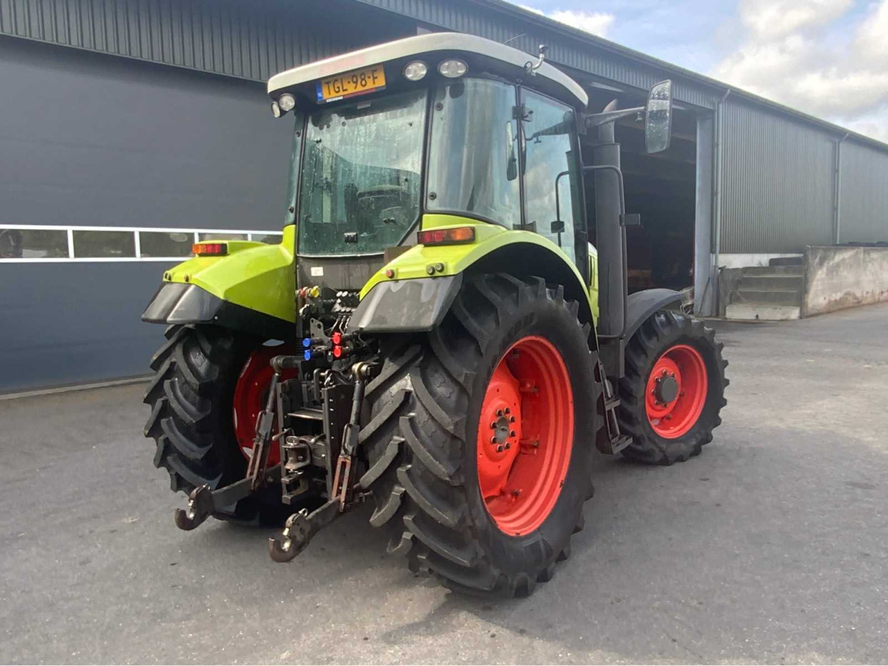 Traktor Claas Ares 557 ATZ: 8 kép.