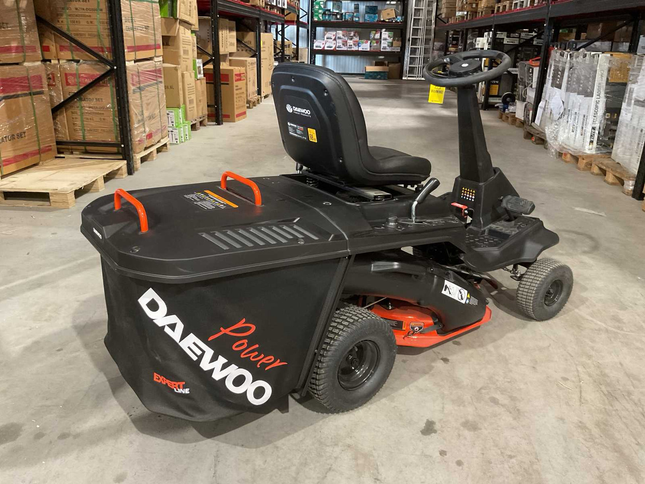 Daewoo DAXRM224 - Kerti fűkasza: 5 kép. Daewoo DAXRM224 - Kerti fűkasza: 5 kép.
