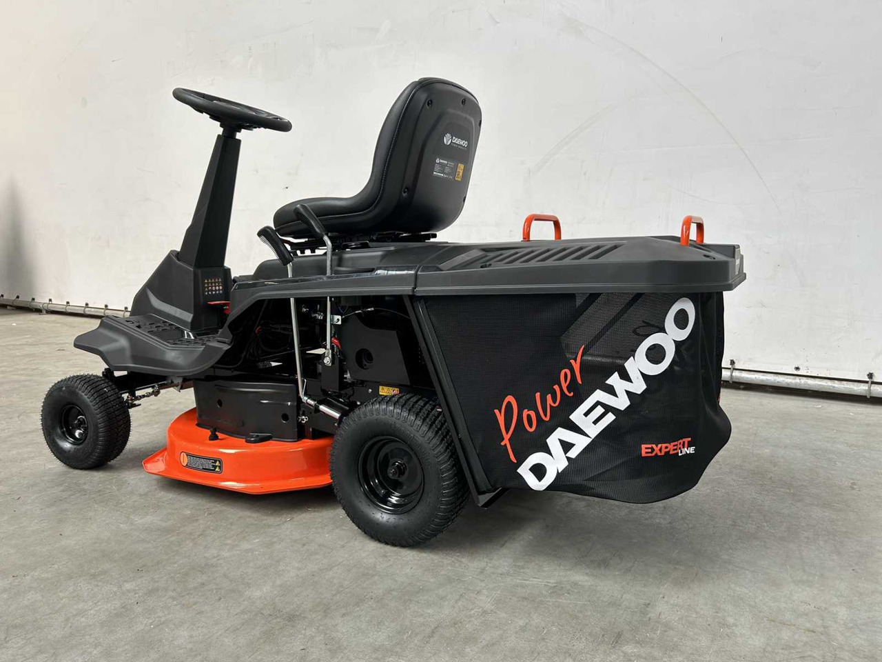 Daewoo DAXRM224 - Kerti fűkasza: 4 kép. Daewoo DAXRM224 - Kerti fűkasza: 4 kép.