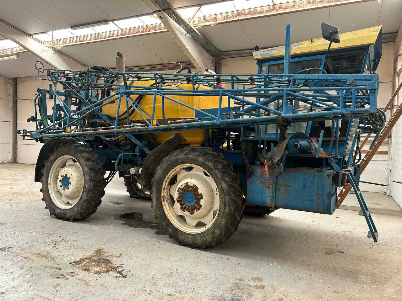 Delvano Hydrotrac S3000 - Permetezők: 2 kép. Delvano Hydrotrac S3000 - Permetezők: 2 kép.