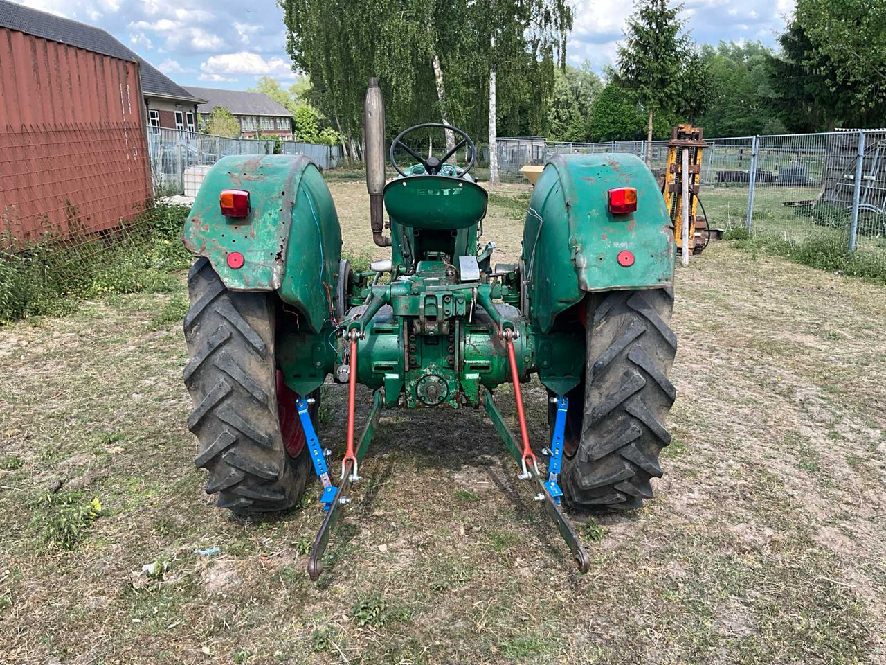 Deutz D55 - Traktor: 4 kép. Deutz D55 - Traktor: 4 kép.