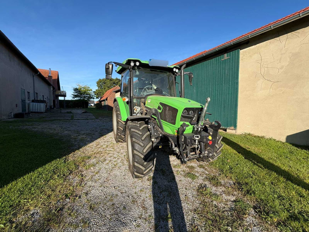 Deutz-Fahr 5070D Keyline - Traktor: 4 kép. Deutz-Fahr 5070D Keyline - Traktor: 4 kép.