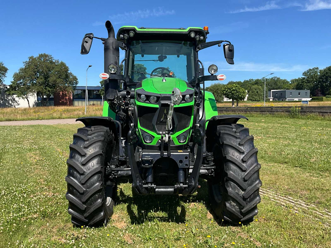 Deutz-fahr 6125 C TTV - Traktor: 3 kép. Deutz-fahr 6125 C TTV - Traktor: 3 kép.
