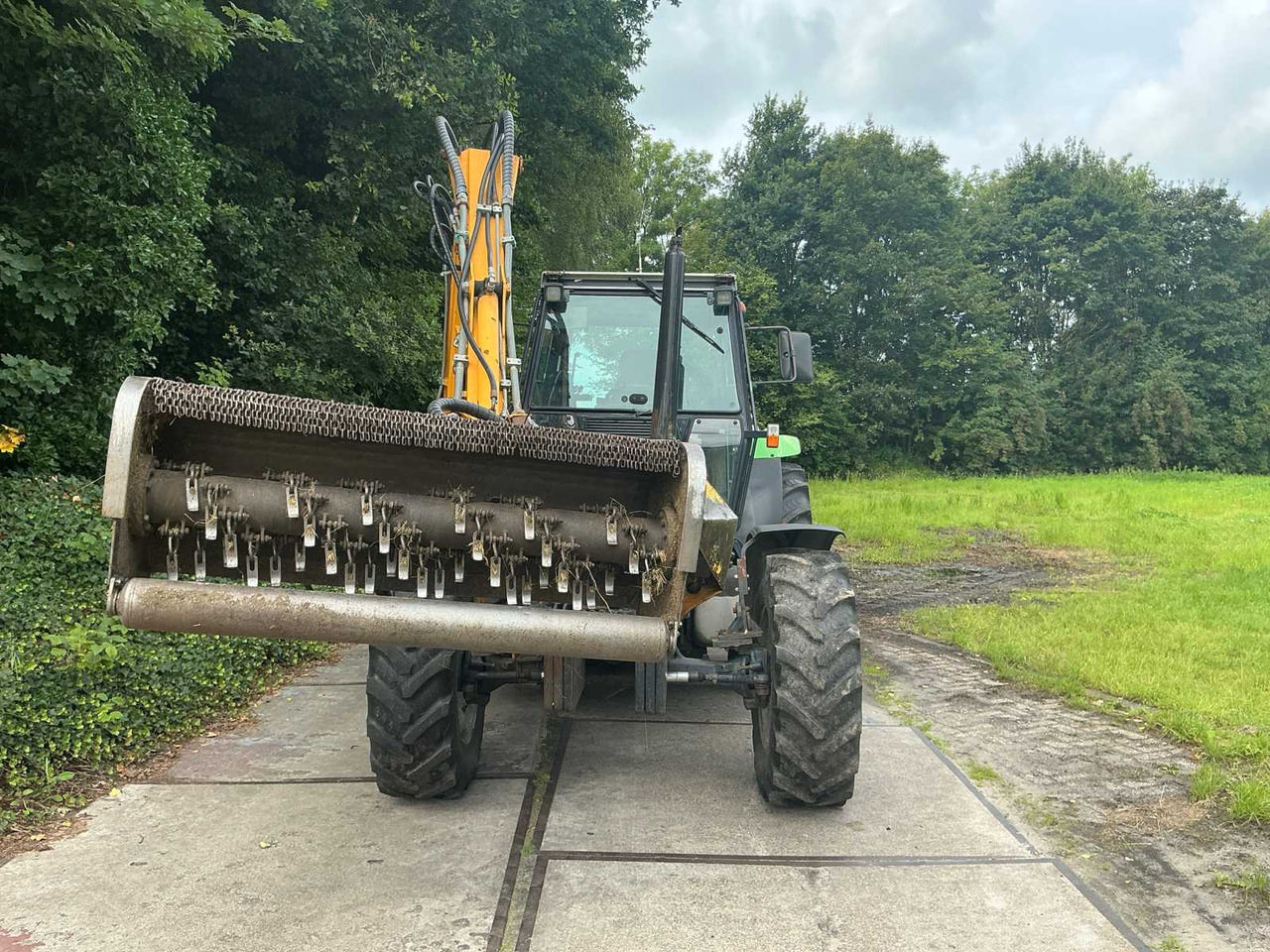 Deutz-fahr DX4.31 SE - Traktor: 2 kép. Deutz-fahr DX4.31 SE - Traktor: 2 kép.