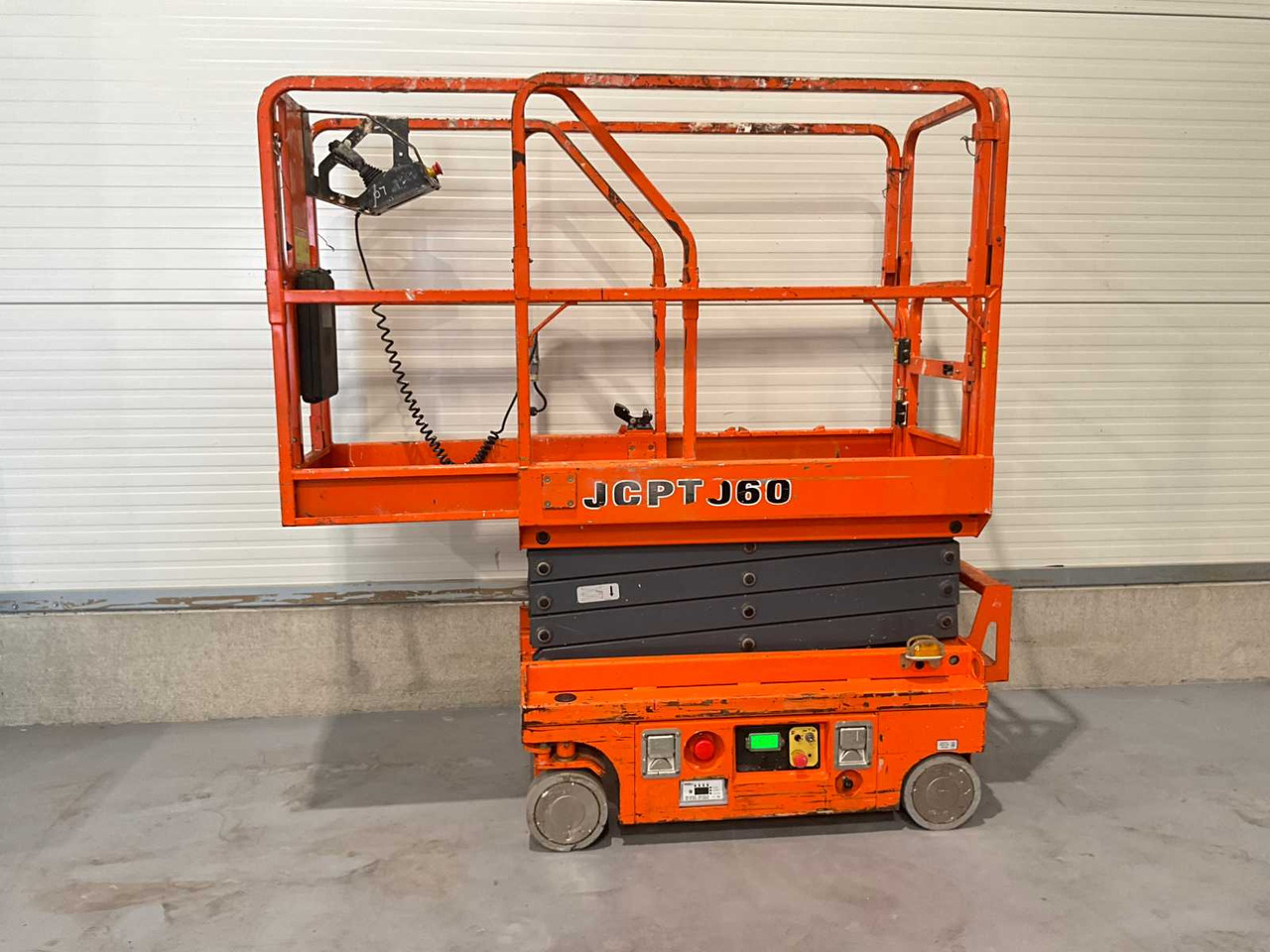 Dingli JCTPO607DCS - Emelő: 4 kép. Dingli JCTPO607DCS - Emelő: 4 kép.