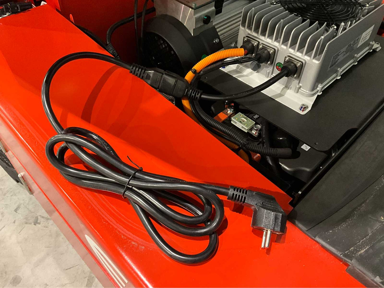 Villás targonca EP - 2025 - EFL 252 X - FORKLIFT TRUCK: 18 kép.