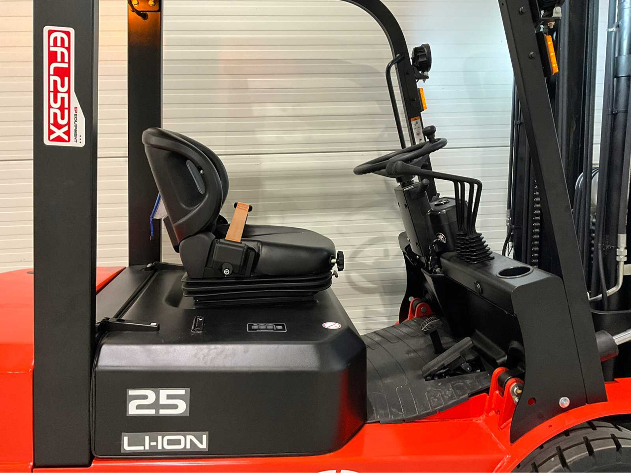 Villás targonca EP - 2025 - EFL 252 X - FORKLIFT TRUCK: 14 kép.