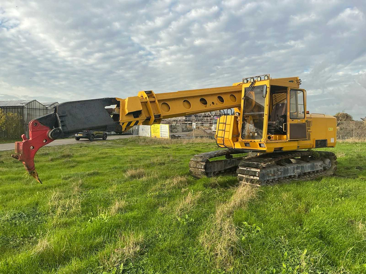 EWK TR2212 - Lánctalpas kotró: 2 kép. EWK TR2212 - Lánctalpas kotró: 2 kép.