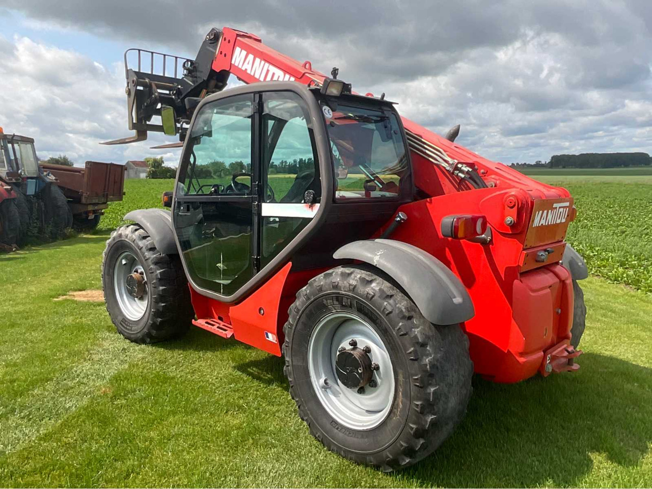 Manitou MLT 741-120-LSU Turbo - Építőipari gépek: 3 kép. Manitou MLT 741-120-LSU Turbo - Építőipari gépek: 3 kép.