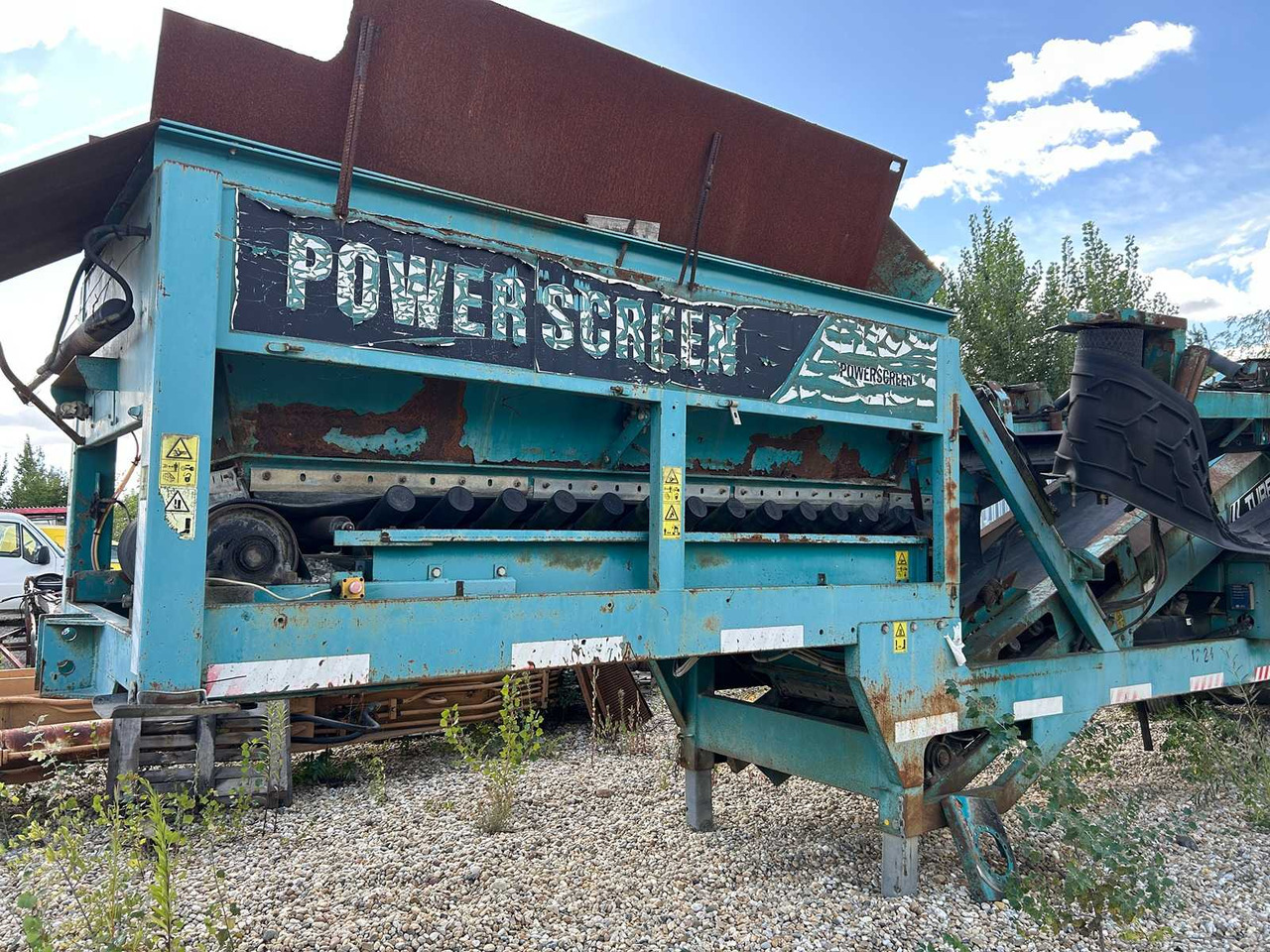 POWERSCREEN CHIEFTAIN 1400T - Építőipari gépek: 1 kép. POWERSCREEN CHIEFTAIN 1400T - Építőipari gépek: 1 kép.