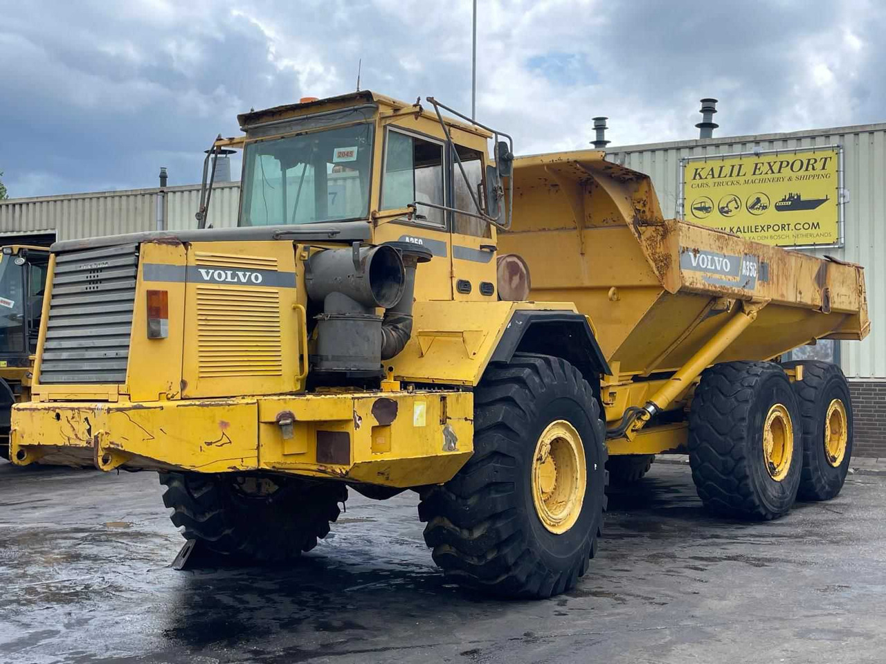 Volvo A35C Dumper - Építőipari gépek: 2 kép. Volvo A35C Dumper - Építőipari gépek: 2 kép.