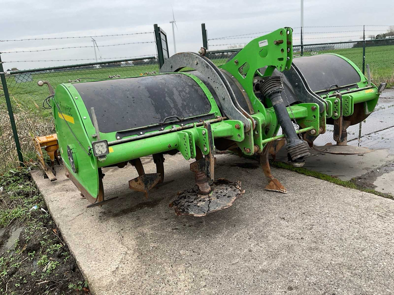 Farmtec Rotar 3,5m - Rotációs kapa: 3 kép. Farmtec Rotar 3,5m - Rotációs kapa: 3 kép.