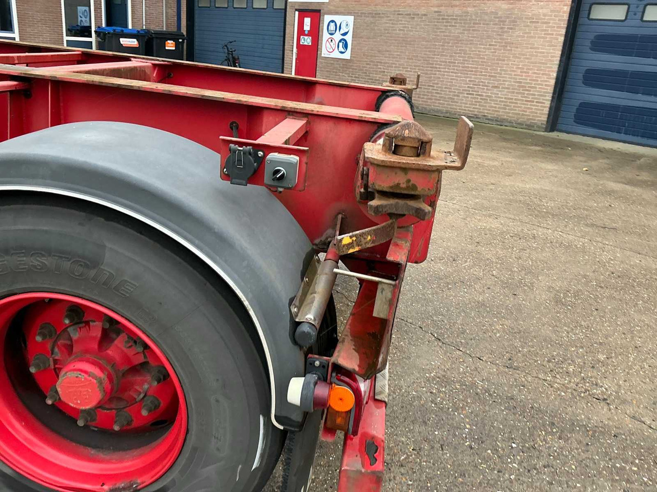 Félpótkocsi 2008 LAG O-2-30 KC TIPPER CONTAINER CHASSIS SEMI-TRAILER: 9 kép.