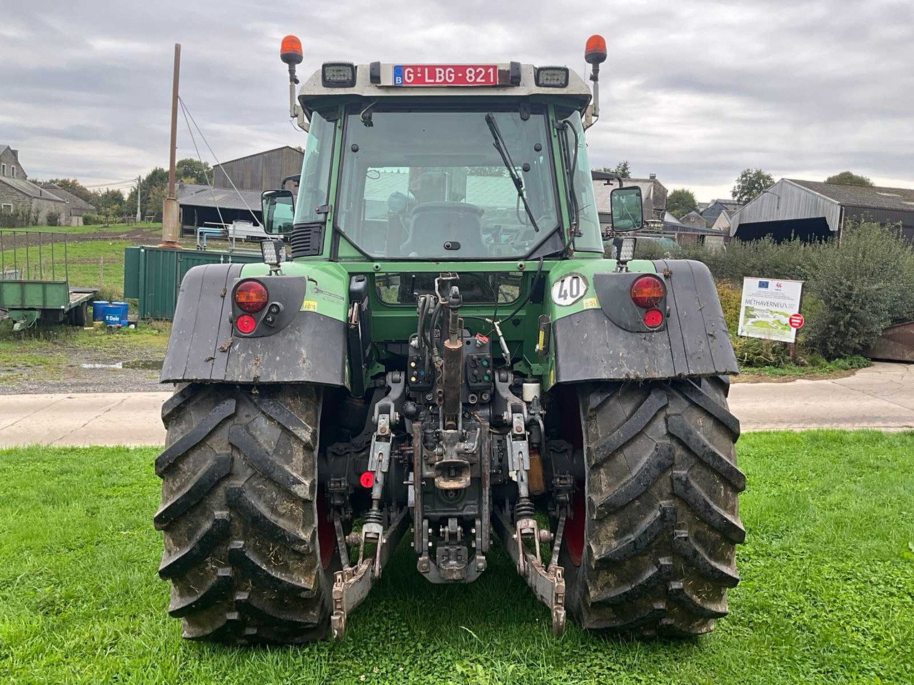 Fendt 415 vario - Traktor: 4 kép. Fendt 415 vario - Traktor: 4 kép.