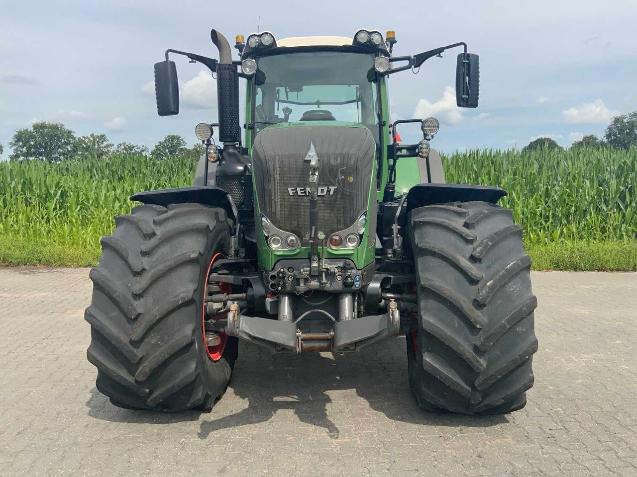 Fendt 939 Vario - Traktor: 3 kép. Fendt 939 Vario - Traktor: 3 kép.