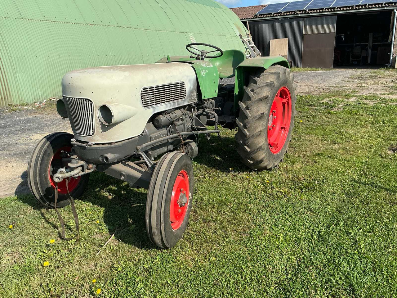 Fendt FL 131 Farmer 1 z - Traktor: 1 kép. Fendt FL 131 Farmer 1 z - Traktor: 1 kép.