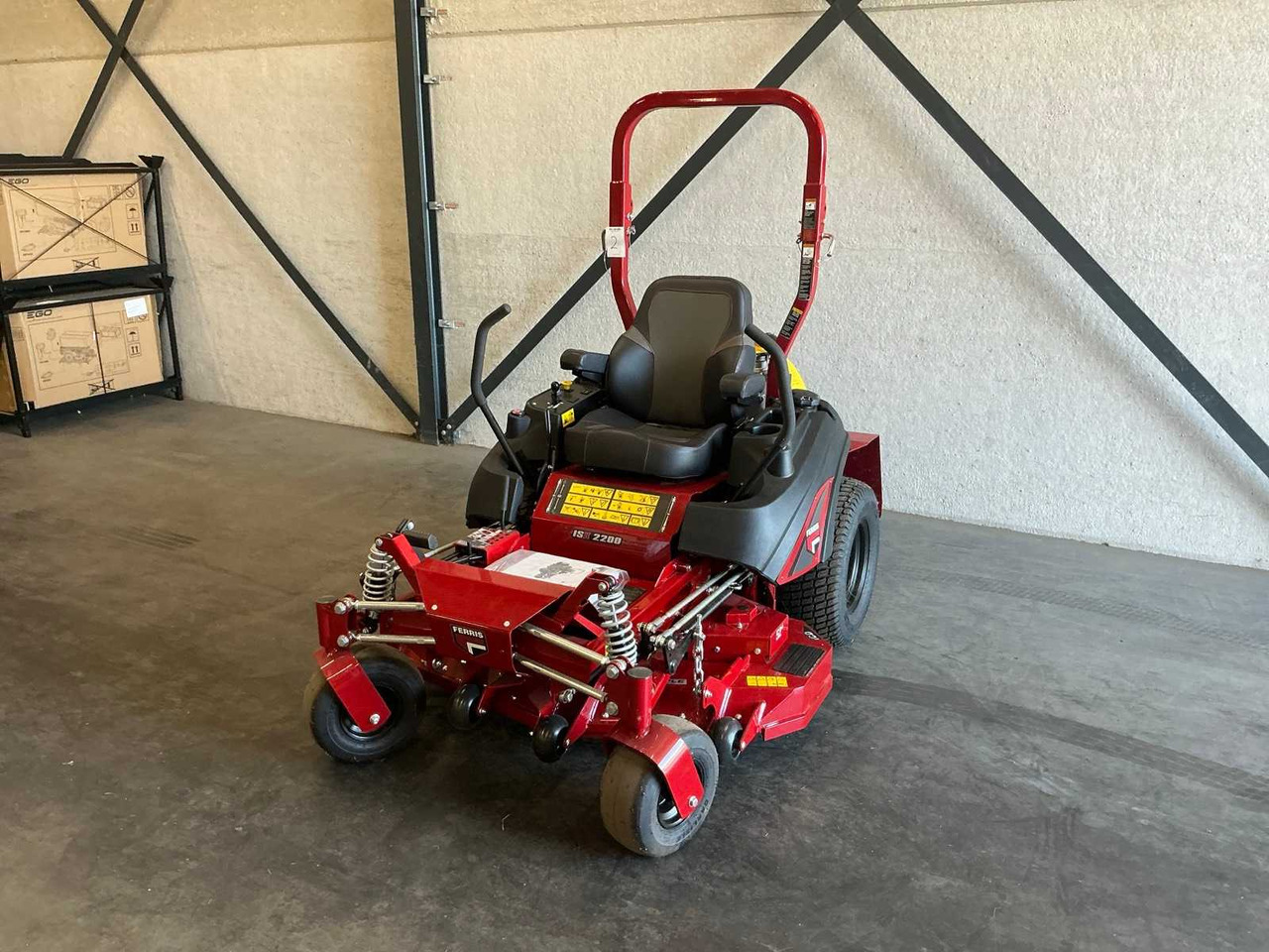 Ferris ISX 2200 - Kerti fűkasza: 1 kép. Ferris ISX 2200 - Kerti fűkasza: 1 kép.