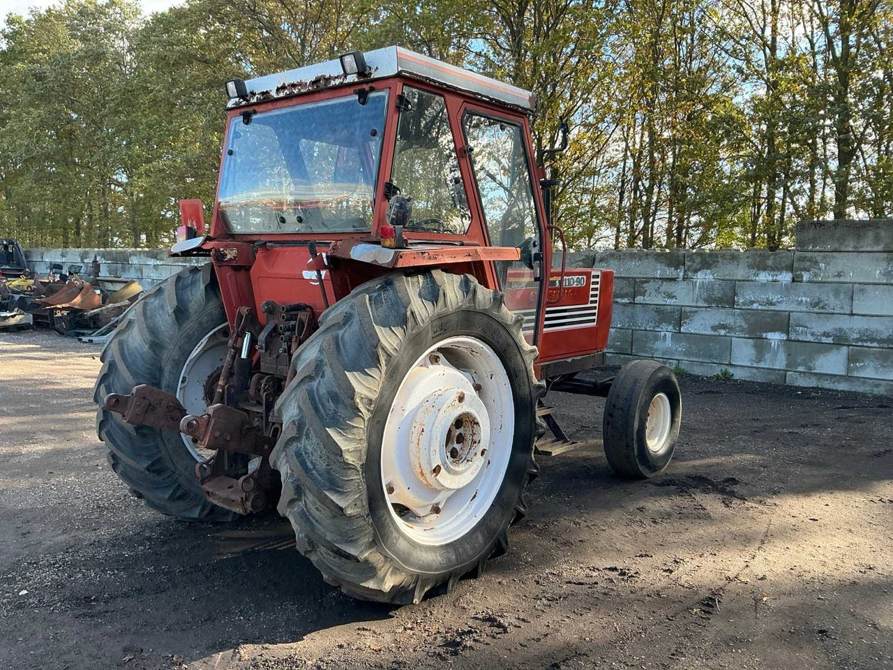 Fiatagri 110-90S/15 - Traktor: 5 kép. Fiatagri 110-90S/15 - Traktor: 5 kép.