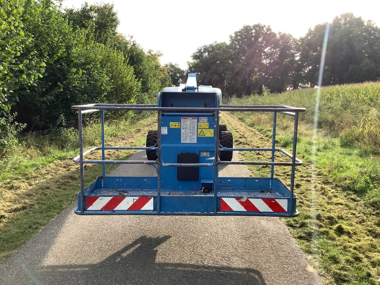 Genie S45 - Emelő: 5 kép. Genie S45 - Emelő: 5 kép.