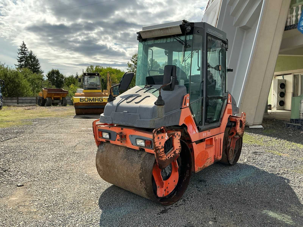 HAMM DV 40 VV - Talajtömörítő: 2 kép. HAMM DV 40 VV - Talajtömörítő: 2 kép.