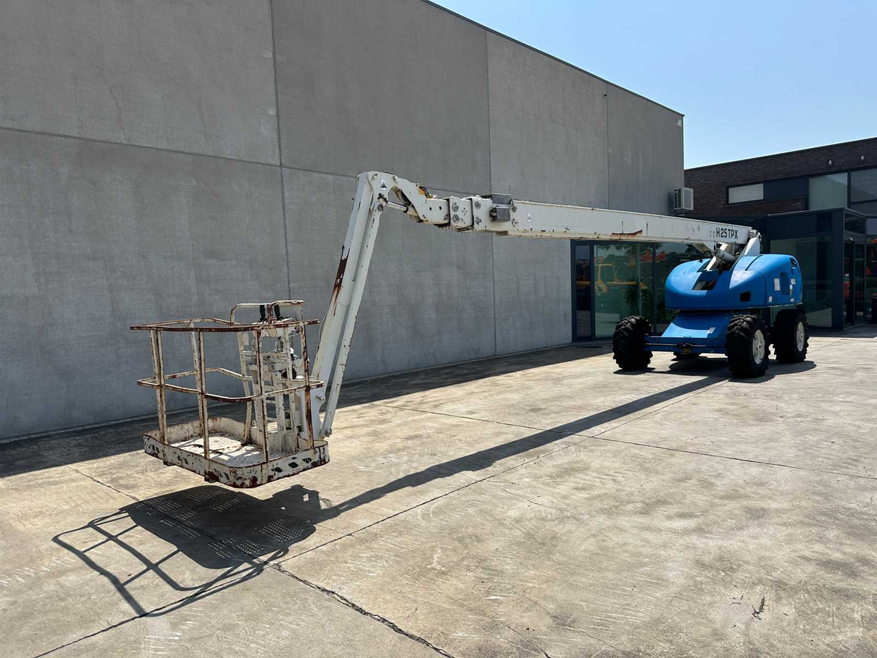 HAULOTTE H25TPX - Emelő: 2 kép. HAULOTTE H25TPX - Emelő: 2 kép.