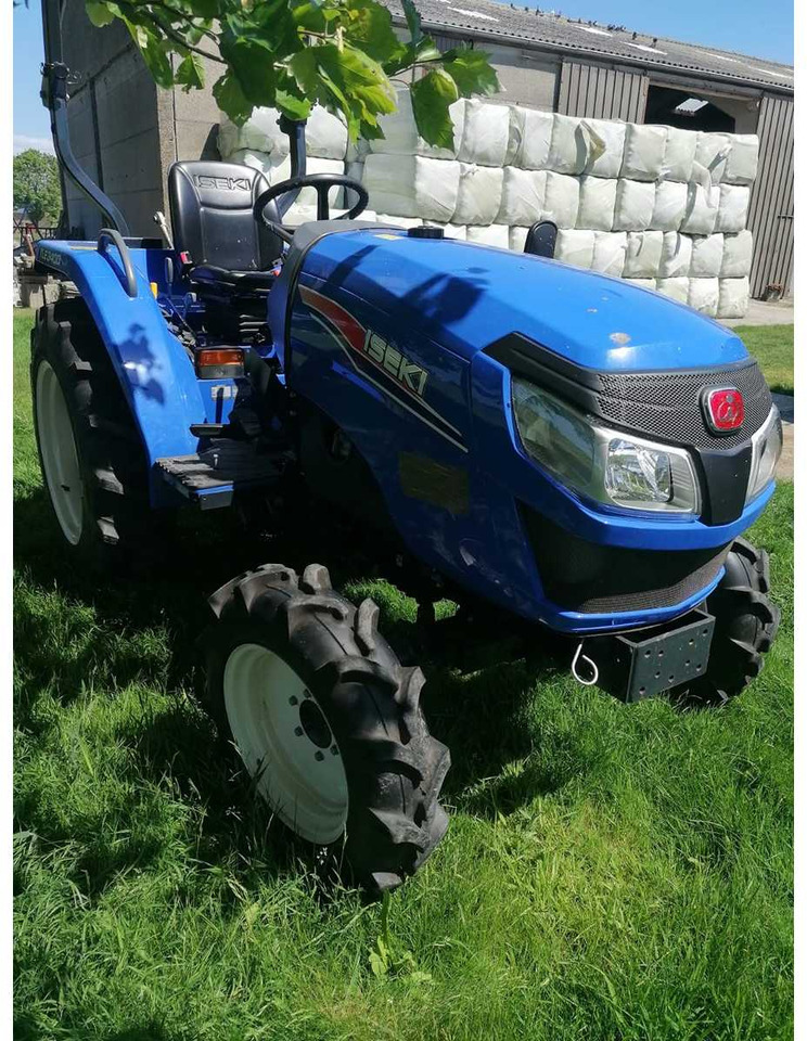 Iseki TLE3400 - Kistraktor: 2 kép. Iseki TLE3400 - Kistraktor: 2 kép.
