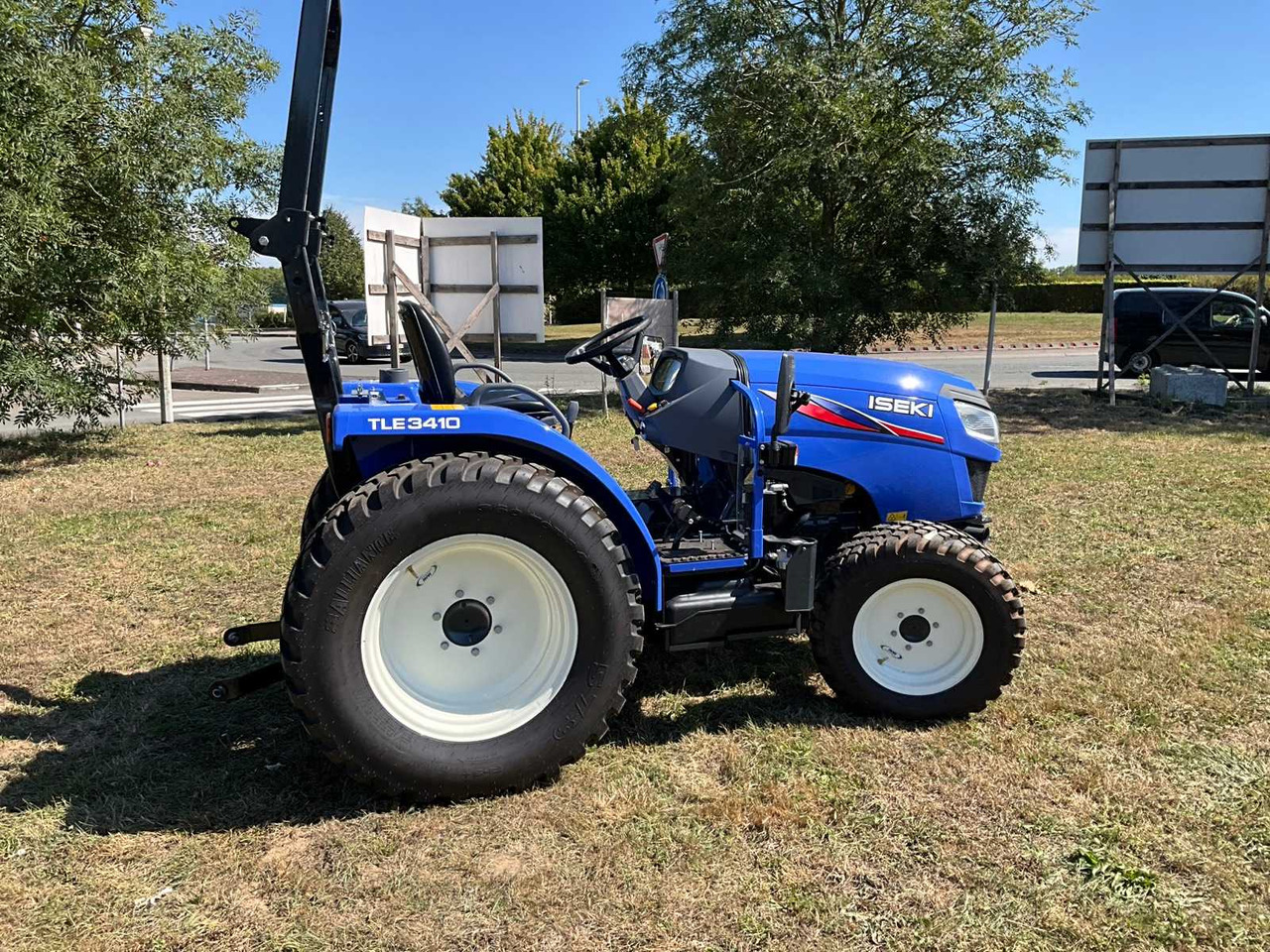 Iseki TLE3410 - Kistraktor: 5 kép. Iseki TLE3410 - Kistraktor: 5 kép.