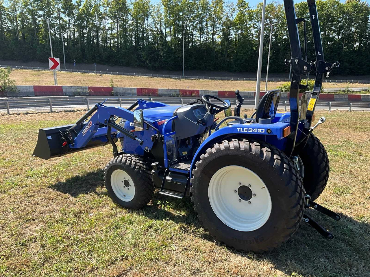 Iseki TLE3410 - Kistraktor: 3 kép. Iseki TLE3410 - Kistraktor: 3 kép.