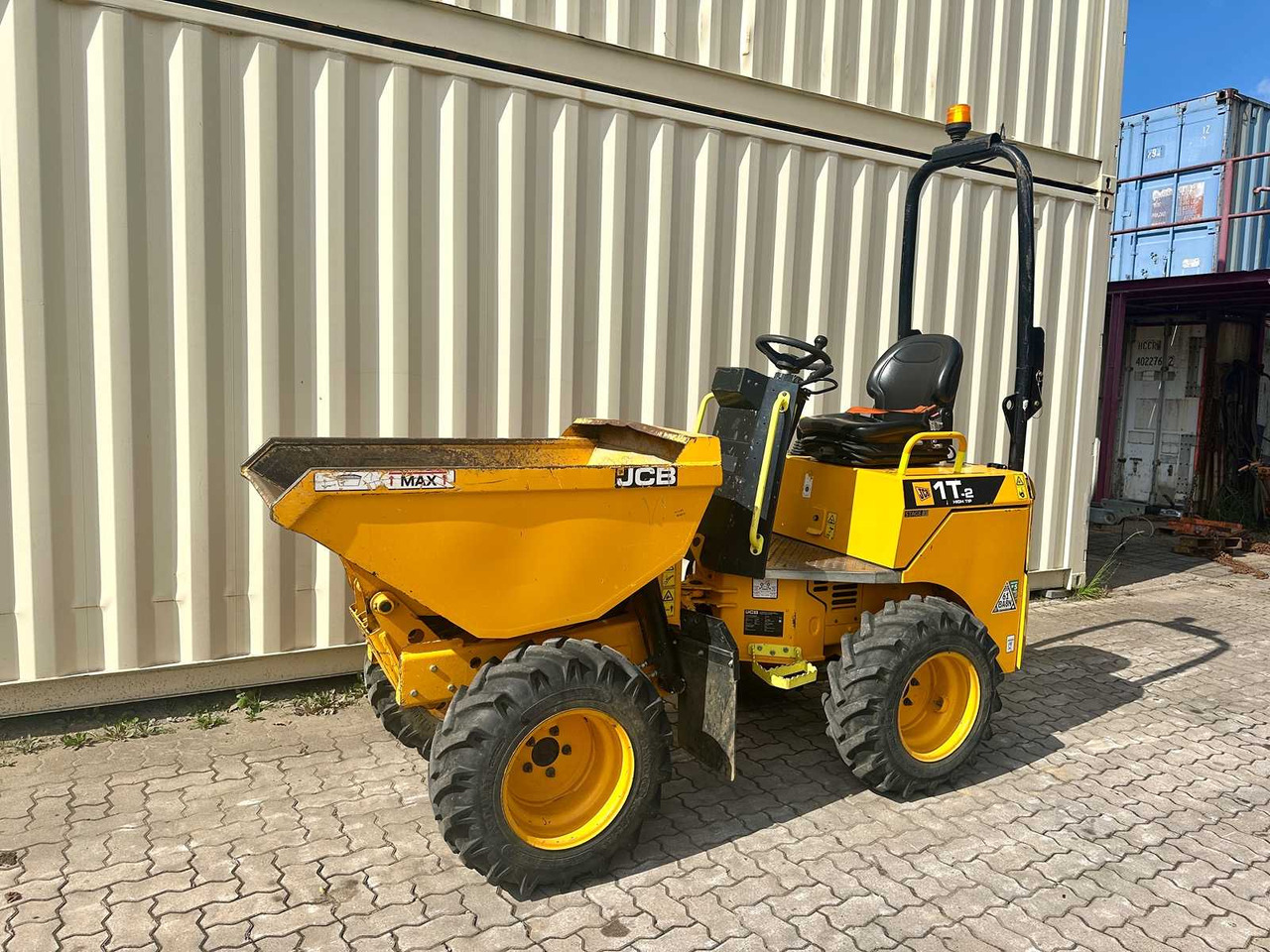 JCB 1T-2 High Tip - Dömper: 4 kép. JCB 1T-2 High Tip - Dömper: 4 kép.