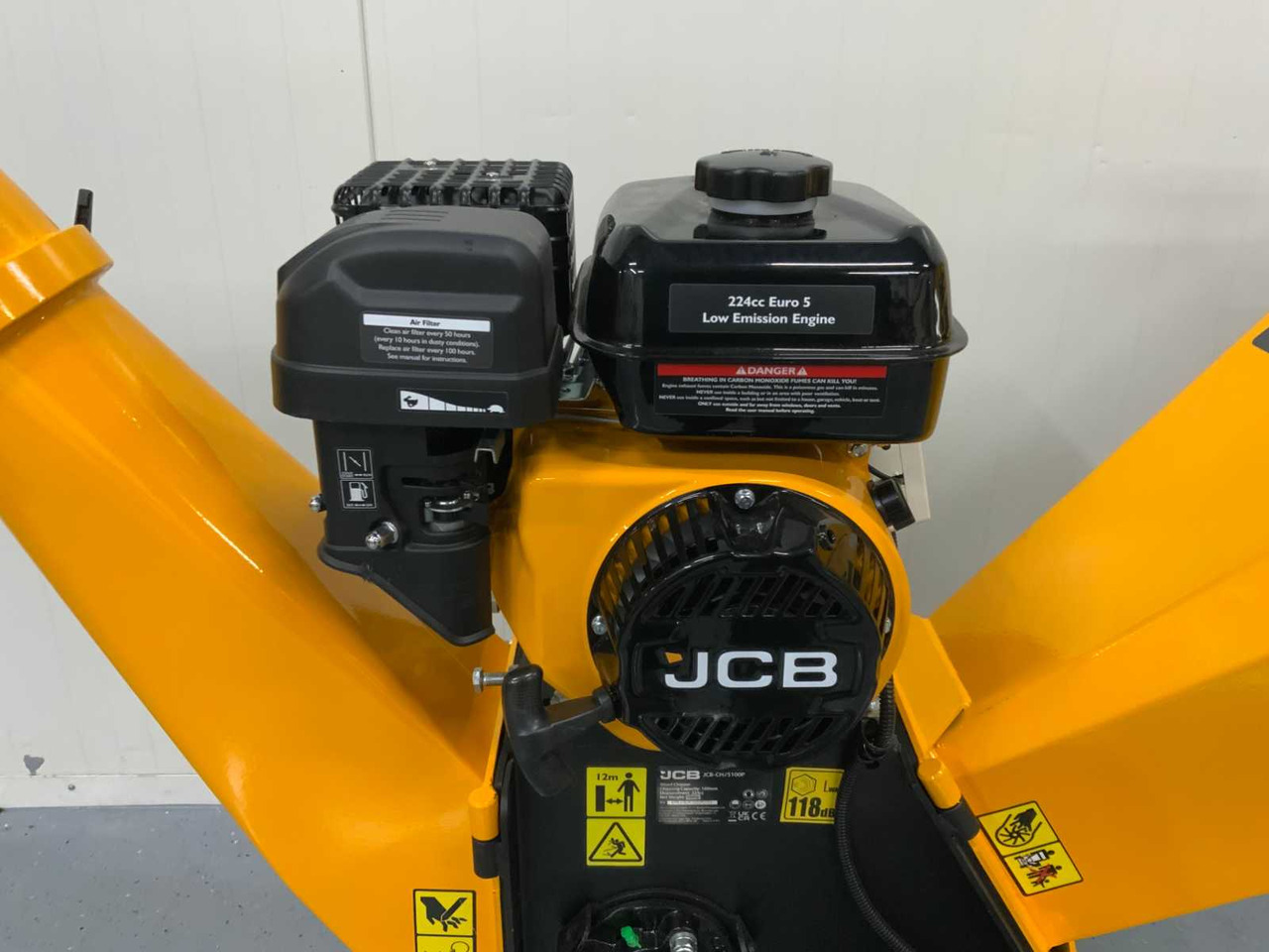 Faaprító JCB CH75100P: 10 kép.