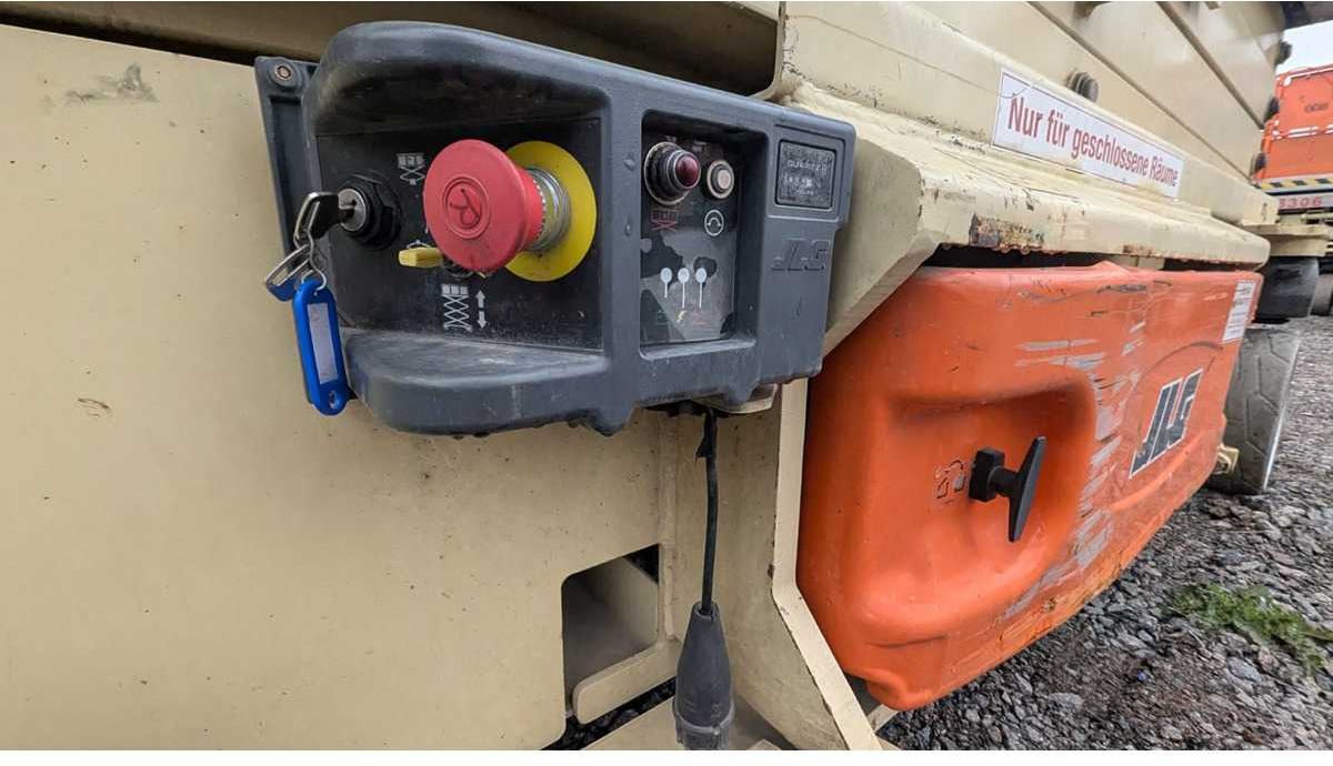 JLG 2646ES - Emelő: 5 kép. JLG 2646ES - Emelő: 5 kép.