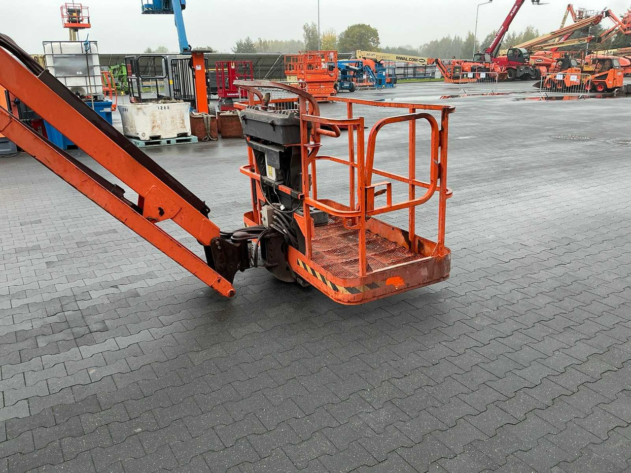 JLG 600AJ - Emelő: 5 kép. JLG 600AJ - Emelő: 5 kép.