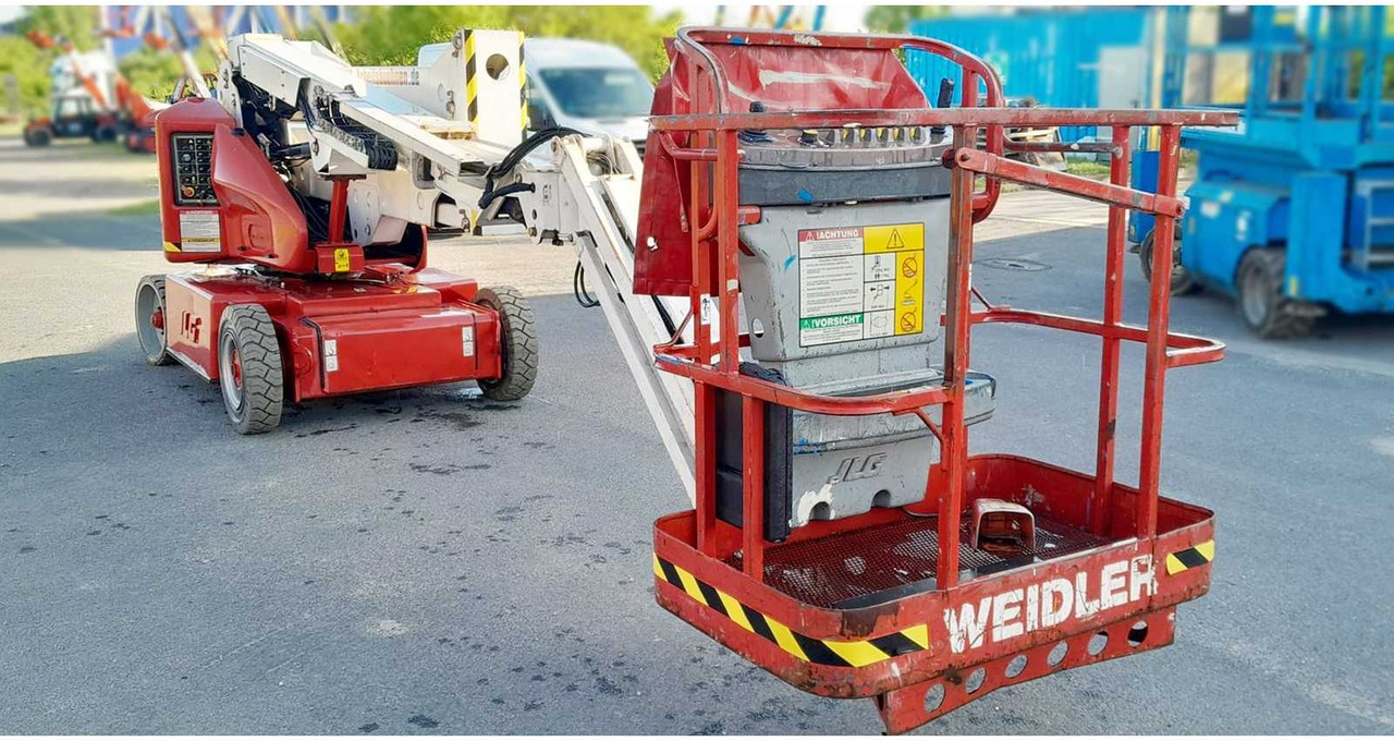 JLG - E400AJPN - AERIAL WORK PLATFORMS (NO. 69415) - 2002 - Emelő: 2 kép. JLG - E400AJPN - AERIAL WORK PLATFORMS (NO. 69415) - 2002 - Emelő: 2 kép.