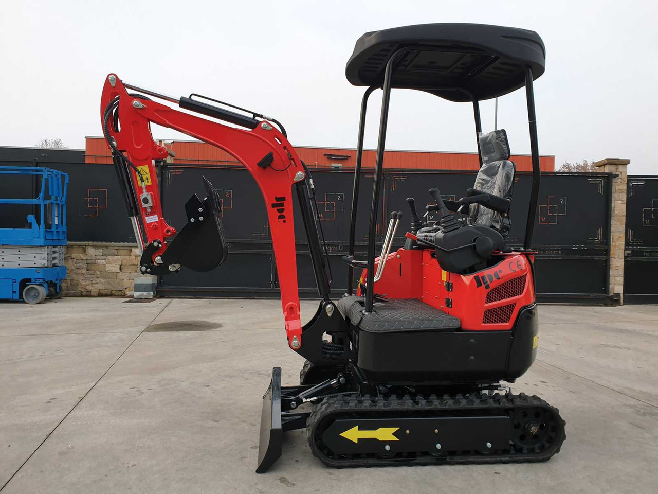 JPC - Minikotró: 2 kép. JPC - Minikotró: 2 kép.