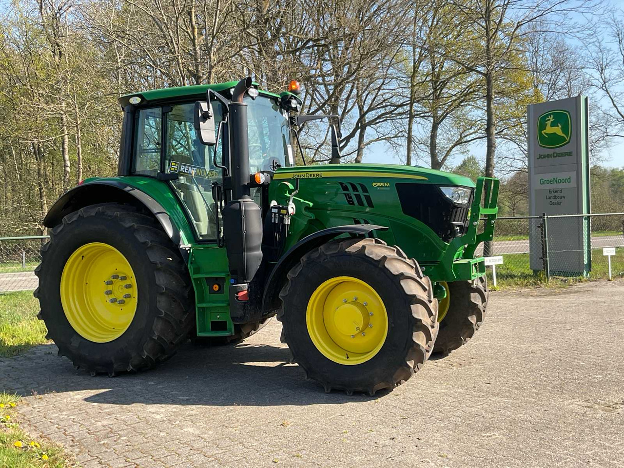 John Deere 6155M - Traktor: 4 kép. John Deere 6155M - Traktor: 4 kép.