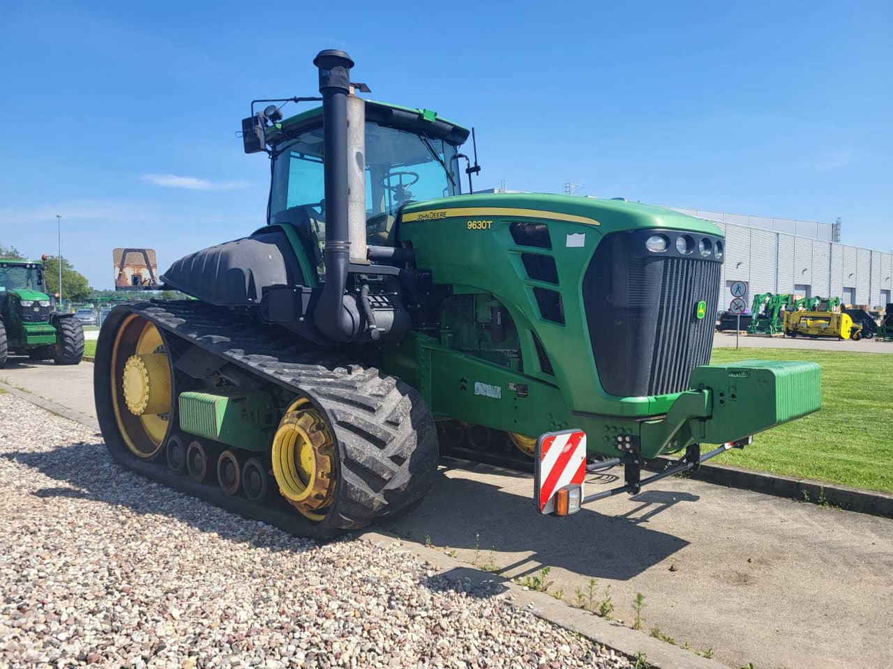 John Deere 9630T - Lánctalpas traktor: 3 kép. John Deere 9630T - Lánctalpas traktor: 3 kép.