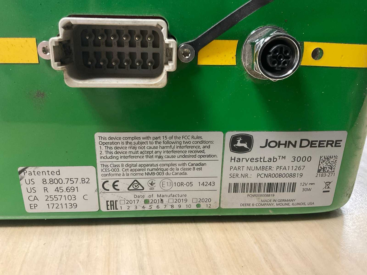 John Deere HarvestLab 3000 - Önjáró szecskázógép: 3 kép. John Deere HarvestLab 3000 - Önjáró szecskázógép: 3 kép.