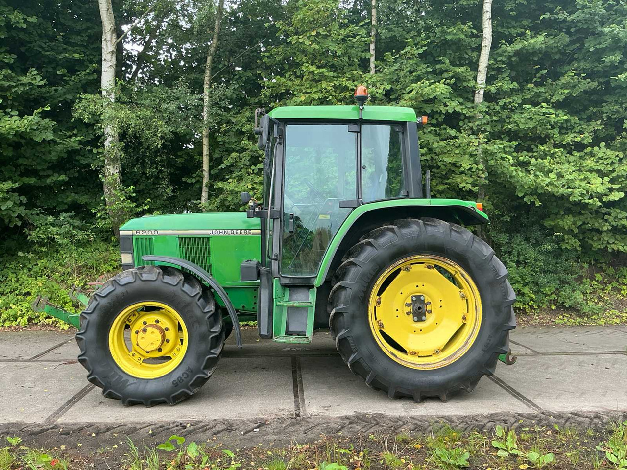 John deere 6200 - Traktor: 4 kép. John deere 6200 - Traktor: 4 kép.