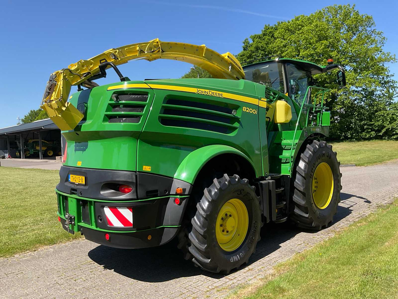 John deere 8200i - Önjáró szecskázógép: 5 kép. John deere 8200i - Önjáró szecskázógép: 5 kép.