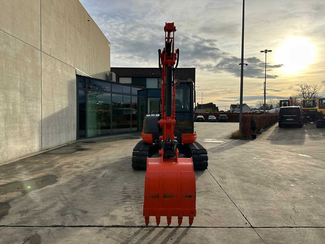 KUBOTA - 2016 - KX155-3SZ - MIDI EXCAVATOR - Kotrógép: 2 kép. KUBOTA - 2016 - KX155-3SZ - MIDI EXCAVATOR - Kotrógép: 2 kép.