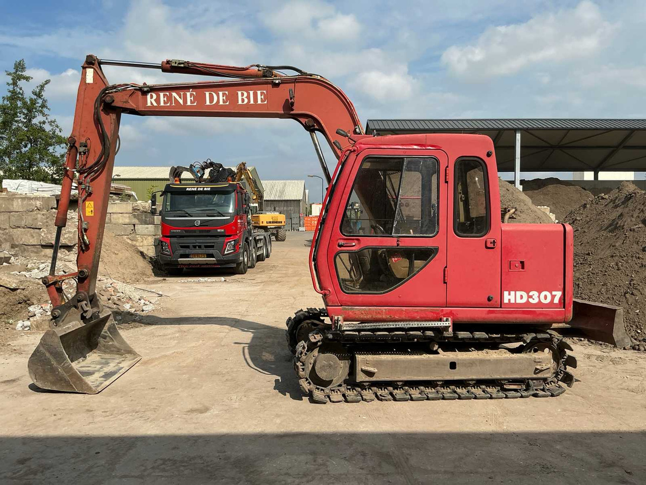 Kato HD307 - Lánctalpas kotró: 3 kép. Kato HD307 - Lánctalpas kotró: 3 kép.