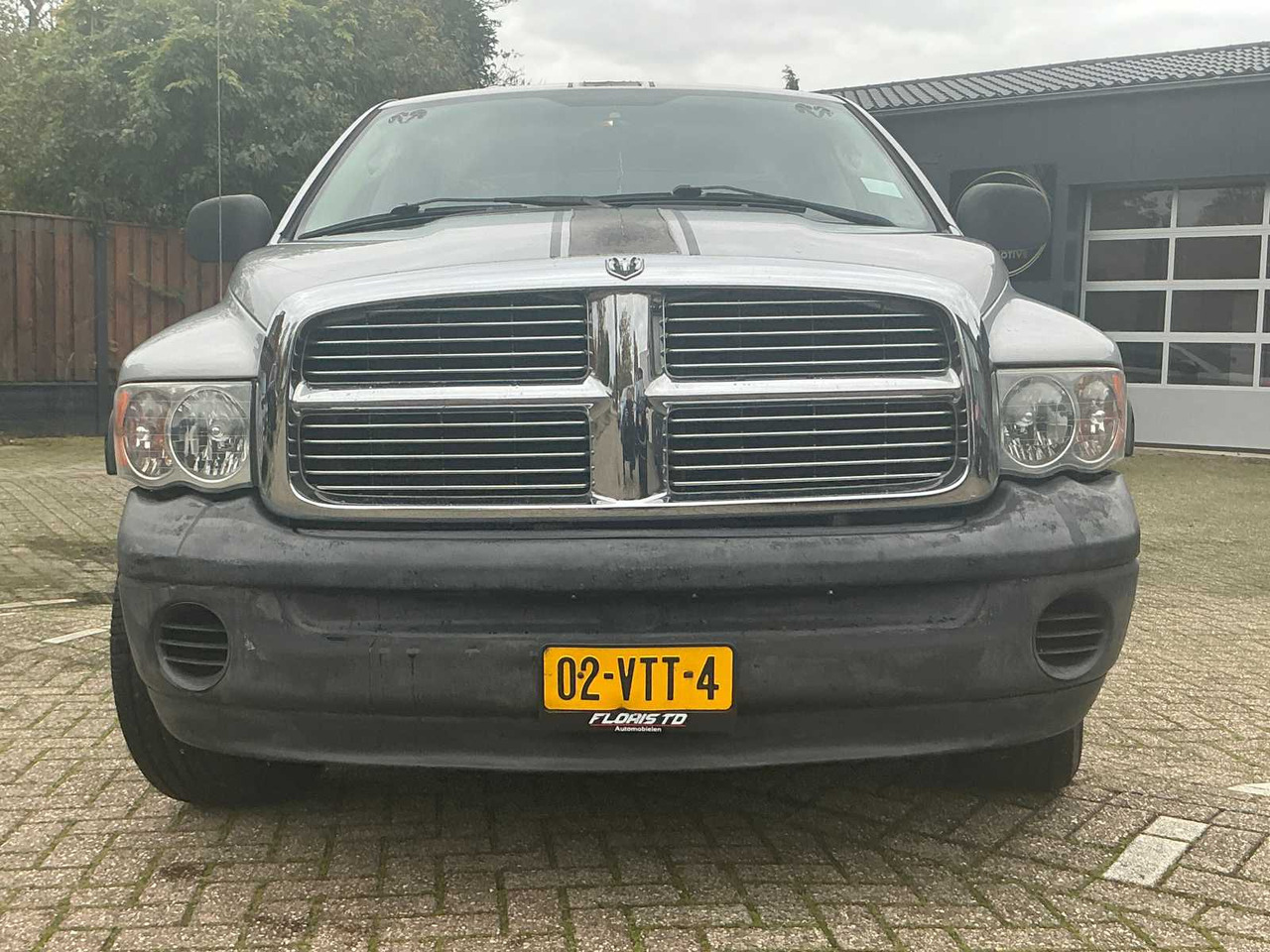2004 DODGE RAM 2500 V8 5.7 02-VTT-4 - Kisteherautó: 3 kép. 2004 DODGE RAM 2500 V8 5.7 02-VTT-4 - Kisteherautó: 3 kép.