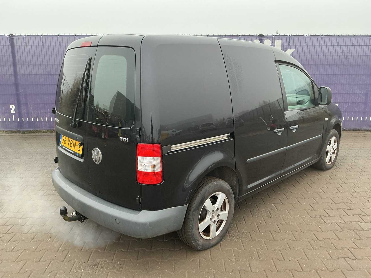 2006 - VOLKSWAGEN - CADDY - 1.9 TDI - COMMERCIAL VEHICLE - Kisteherautó: 4 kép. 2006 - VOLKSWAGEN - CADDY - 1.9 TDI - COMMERCIAL VEHICLE - Kisteherautó: 4 kép.