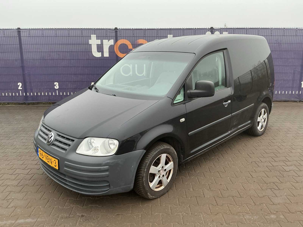 2006 - VOLKSWAGEN - CADDY - 1.9 TDI - COMMERCIAL VEHICLE - Kisteherautó: 1 kép. 2006 - VOLKSWAGEN - CADDY - 1.9 TDI - COMMERCIAL VEHICLE - Kisteherautó: 1 kép.