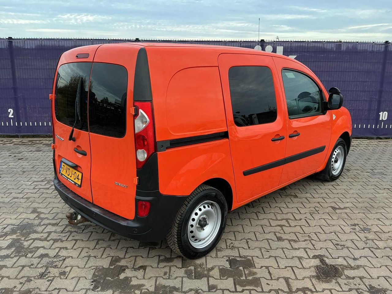 2009 - RENAULT - KANGOO EXPRESS - 1.5 DCI 90 EX.TECH L - COMMERCIAL VEHICLE - Kisteherautó: 4 kép. 2009 - RENAULT - KANGOO EXPRESS - 1.5 DCI 90 EX.TECH L - COMMERCIAL VEHICLE - Kisteherautó: 4 kép.