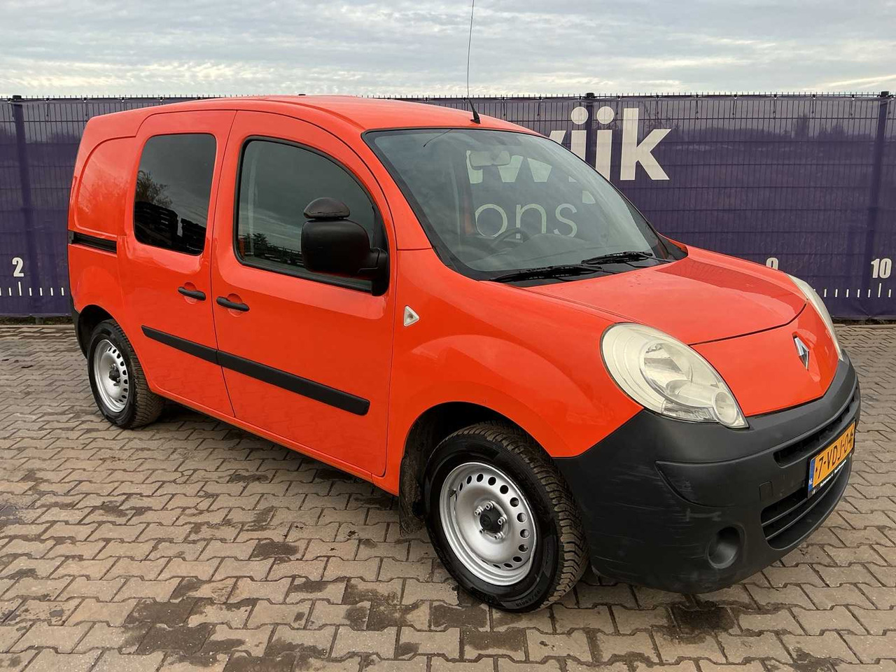 2009 - RENAULT - KANGOO EXPRESS - 1.5 DCI 90 EX.TECH L - COMMERCIAL VEHICLE - Kisteherautó: 2 kép. 2009 - RENAULT - KANGOO EXPRESS - 1.5 DCI 90 EX.TECH L - COMMERCIAL VEHICLE - Kisteherautó: 2 kép.