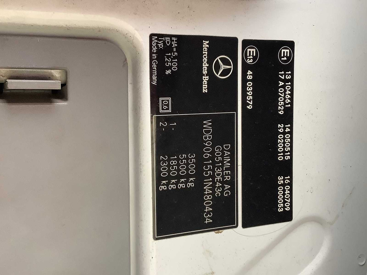 2011 MERCEDES-BENZ SPRINTER FURNITURE TRUCK - Kisteherautó: 5 kép. 2011 MERCEDES-BENZ SPRINTER FURNITURE TRUCK - Kisteherautó: 5 kép.