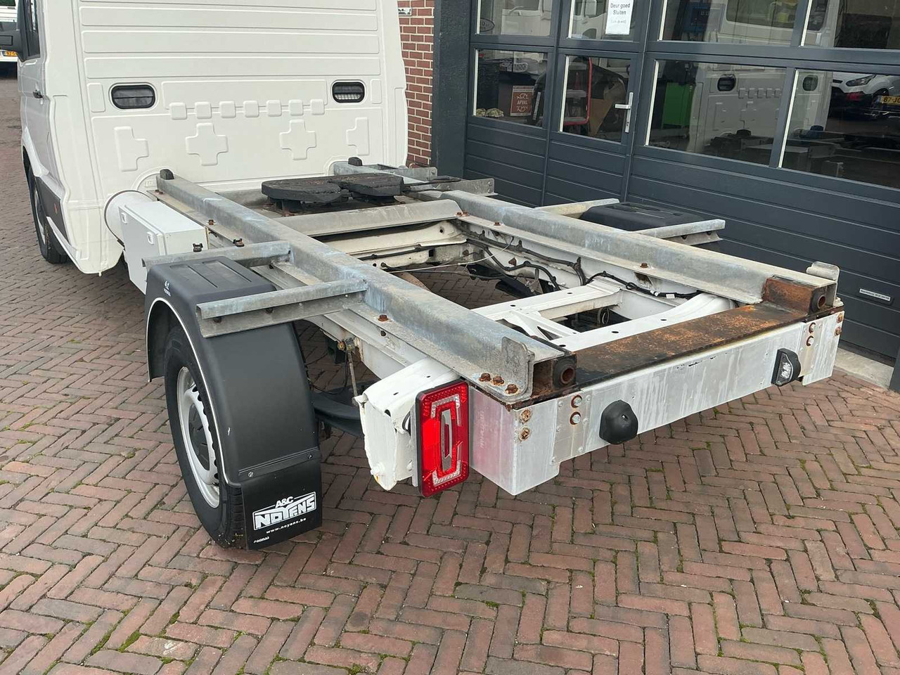 2018 VOLKSWAGEN CRAFTER SZN1E BE TRACTOR - Kisteherautó: 4 kép. 2018 VOLKSWAGEN CRAFTER SZN1E BE TRACTOR - Kisteherautó: 4 kép.